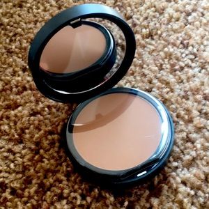 Bareminerals Performance Powder Foundation